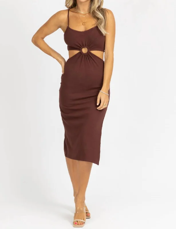 O-Ring Lennon Midi Dress In Chocolate