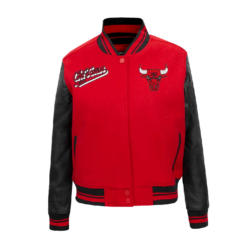 CHAMARRA UNIVERSITARIA NBA CHICAGO BULLS SCRIPT TAIL PARA MUJER