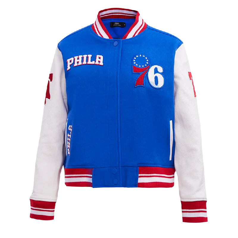 CHAMARRA UNIVERSITARIA NBA PHILADELPHIA 76ERS RETRO CLASSICS PARA MUJER