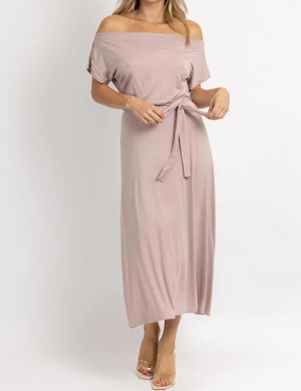 Go-To Belted Midi Dress In Mauve