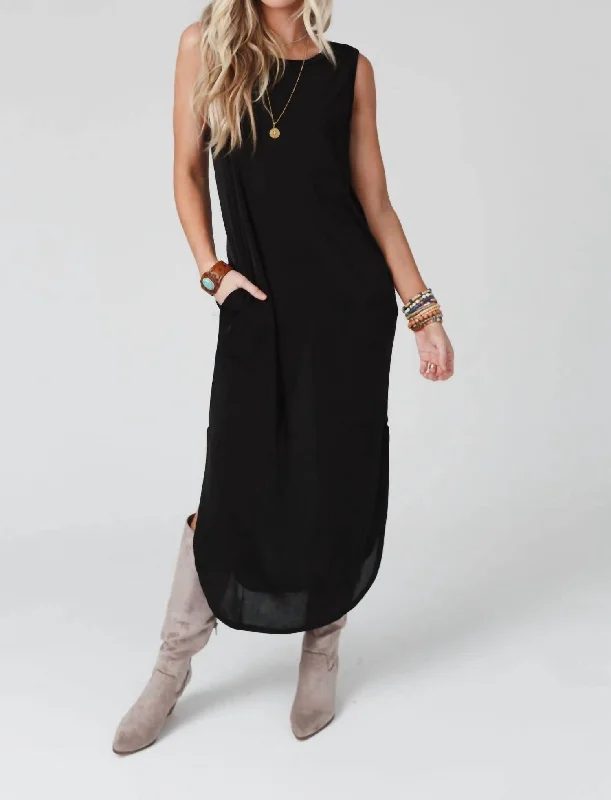 Cassie Sleeveless Pocket Slinky Maxi Dress In Black