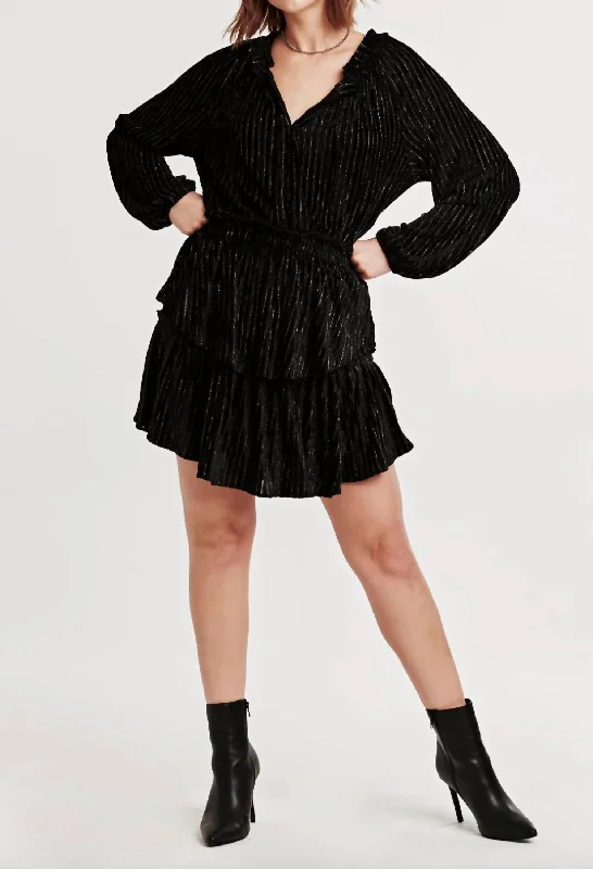 Faye Raglan Sleeve Dress In Black