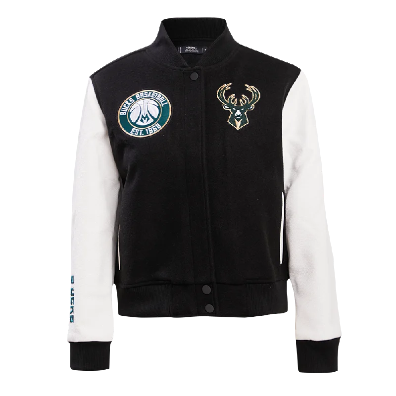 CHAMARRA UNIVERSITARIA NBA MILWAUKEE BUCKS CLASSIC ESSENTIALS PARA MUJER