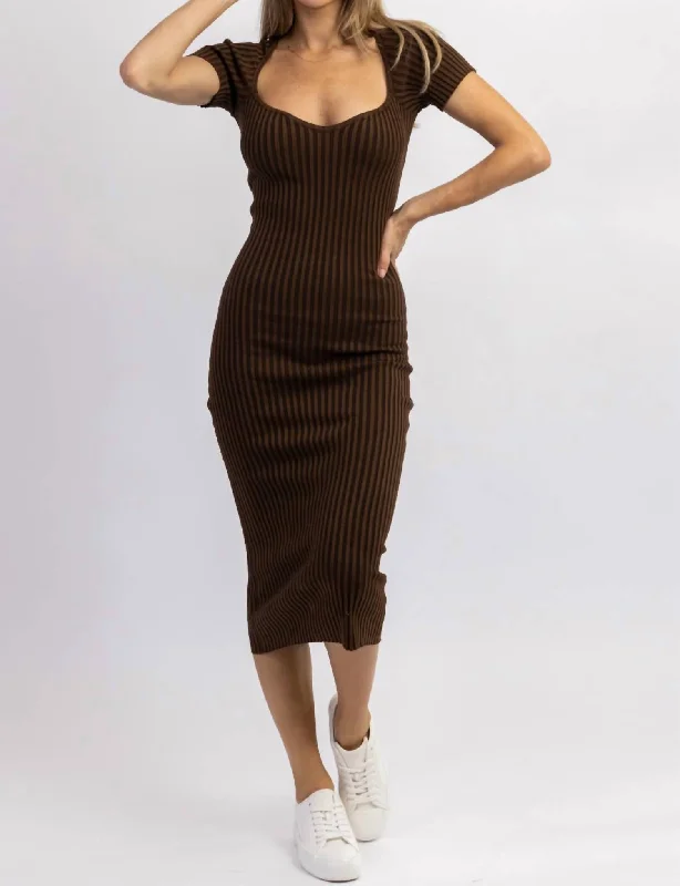 Ribbed Sweetheart Midi Dress In Coconut