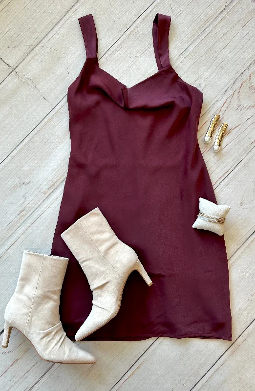 Mindy Dress in Deep Burgundy