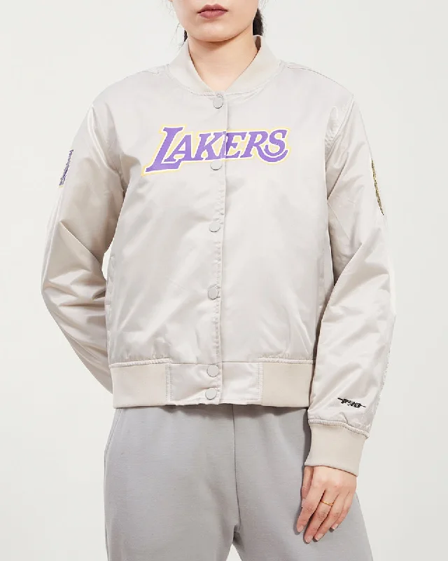 CHAMARRA DE SATÉN NBA LOS ANGELES LAKERS CLASSIC ESSENTIALS PARA MUJER